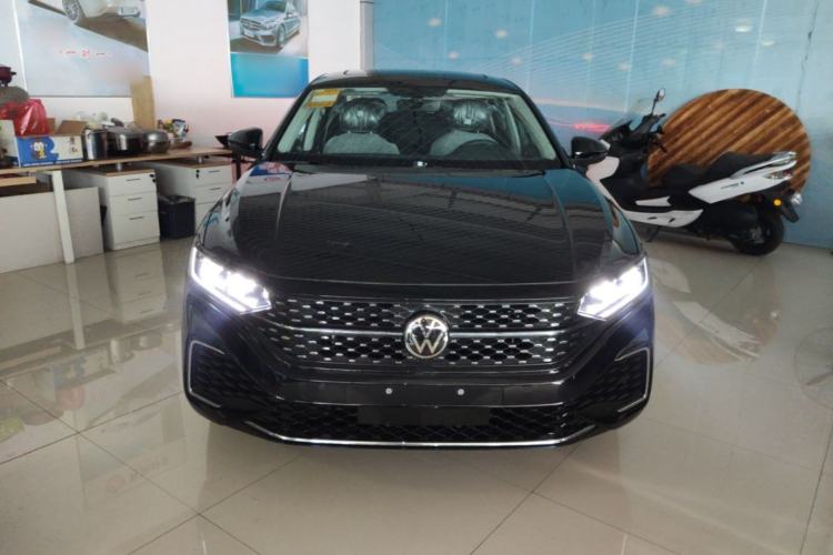 Used Volkswagen Passat 2026 Model, Outstanding 380TSI Xingkong Longteng Edition Front