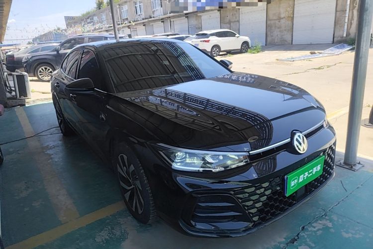 Used Volkswagen Passat 2026 Model, Pro 380TSI Xingkong Longyao Edition Front Right 45 Deg