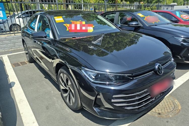 Used Volkswagen Passat 2026 Model, Pro 300TSI Longyao Edition Front Right 45 Deg