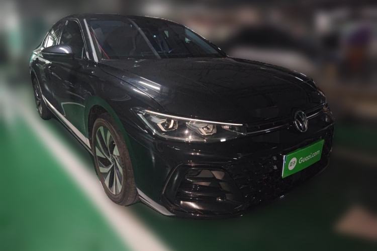 Used Volkswagen Passat 2026 Model, Pro 300TSI Xingkong Longyao Edition Front Right 45 Deg
