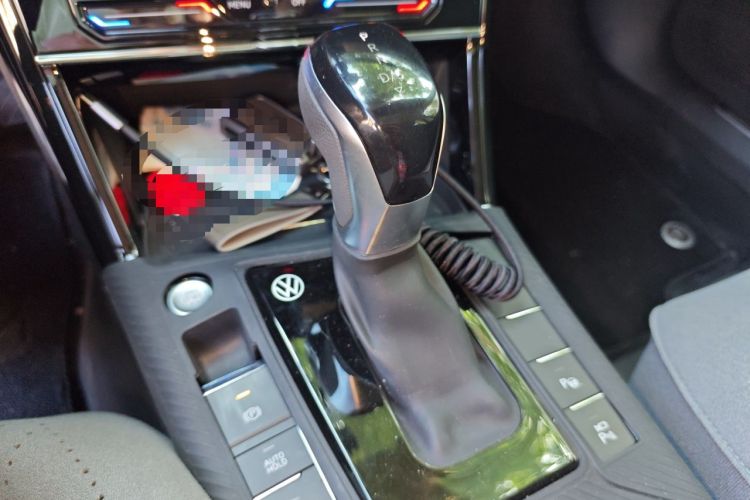 Used Volkswagen Passat 2026 Model, Outstanding 380TSI Xingkong Longyao Edition Gear Lever