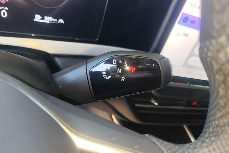 Used Volkswagen Passat 2026 Model, Pro 380TSI Xingkong Longyao Edition Gear Lever
