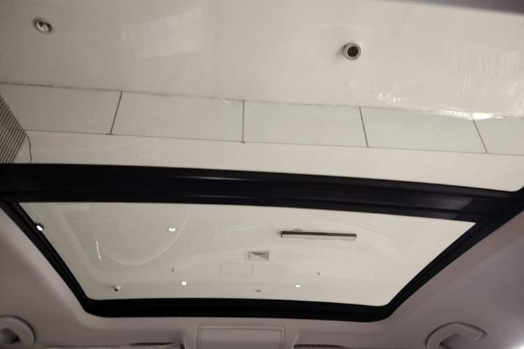 Used Volkswagen Passat 2026 Model, Outstanding 380TSI Longteng Edition Headliner