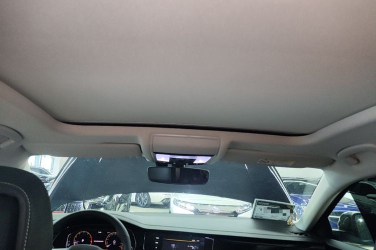 Used Volkswagen Passat 2026 Model, Outstanding 380TSI Longteng Edition Headliner