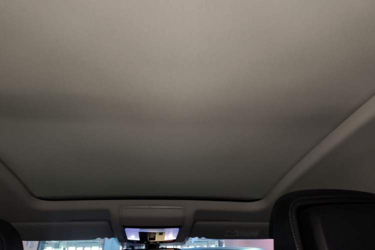 Used Volkswagen Passat 2026 Model, Outstanding 380TSI Xingkong Longteng Edition Headliner