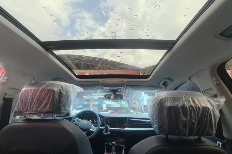 Used Volkswagen Passat 2026 Model, Outstanding 380TSI Xingkong Longteng Edition Headliner