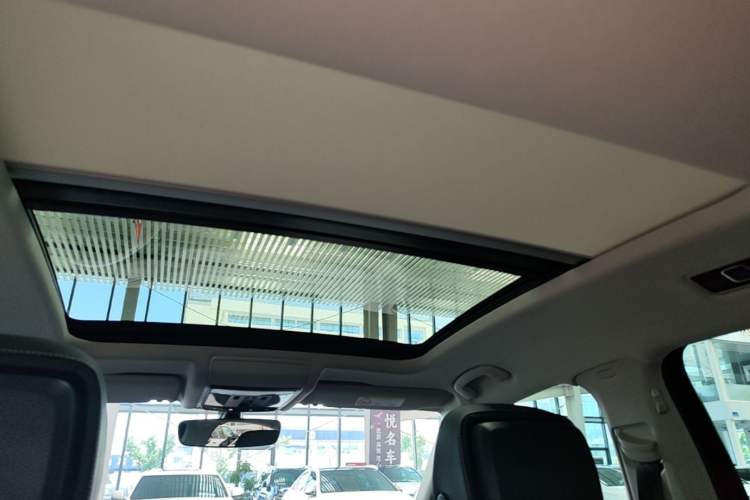 Used Volkswagen Passat 2026 Model, Outstanding 380TSI Xingkong Longteng Edition Headliner