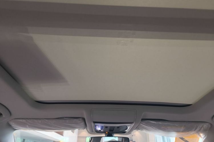 Used Volkswagen Passat 2026 Model, Outstanding 380TSI Xingkong Longteng Edition Headliner