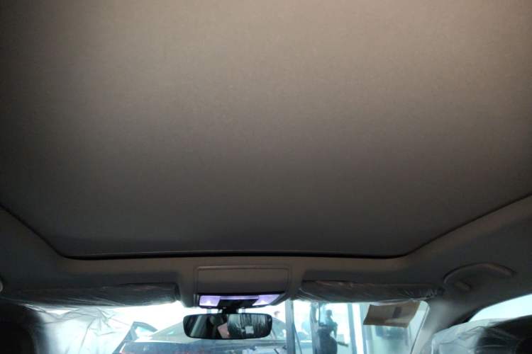 Used Volkswagen Passat 2026 Model, Outstanding 380TSI Xingkong Longteng Edition Headliner