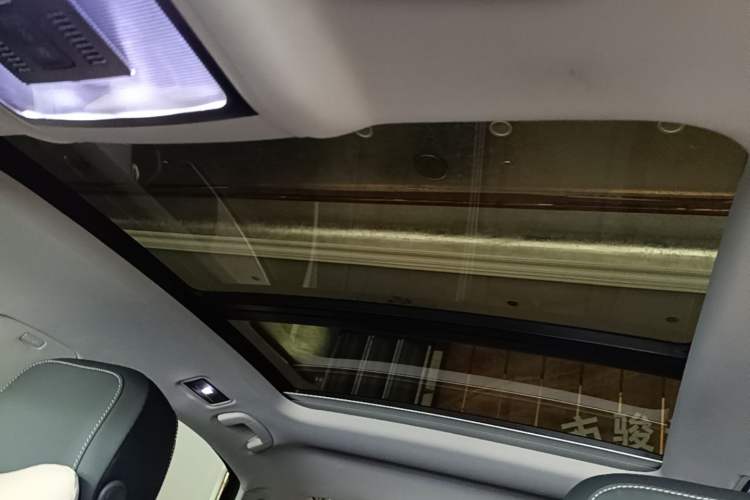 Used Volkswagen Passat 2026 Model, Outstanding 380TSI Xingkong Longteng Edition Headliner
