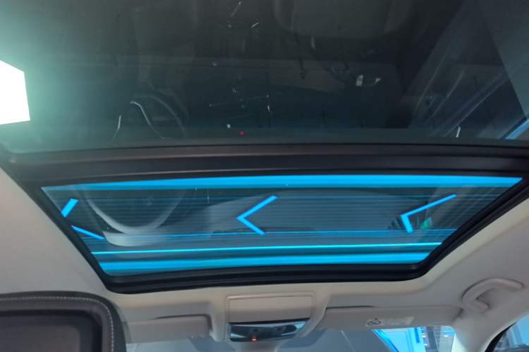 Used Volkswagen Passat 2026 Model, Outstanding 380TSI Longyao Edition Headliner