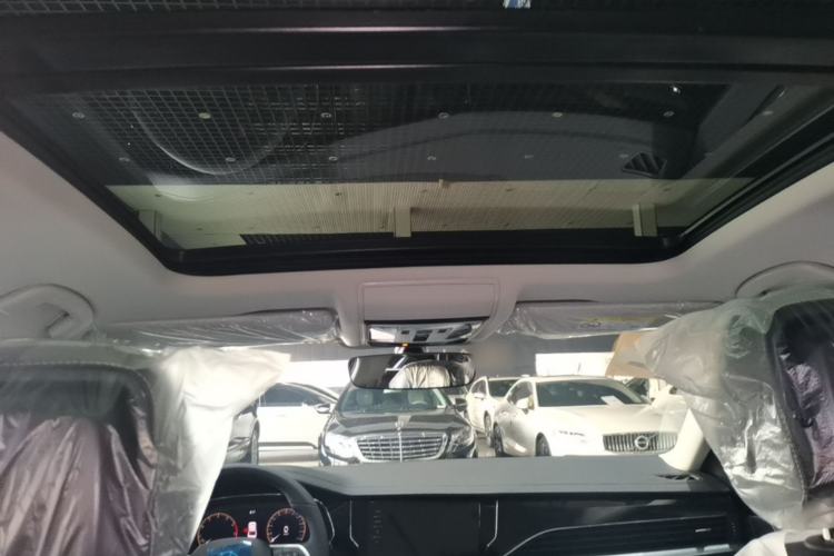 Used Volkswagen Passat 2026 Model, Outstanding 380TSI Xingkong Longteng Edition Headliner
