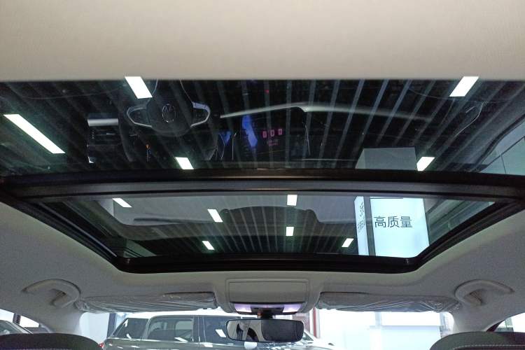 Used Volkswagen Passat 2026 Model, Outstanding 330TSI Elite Edition Headliner