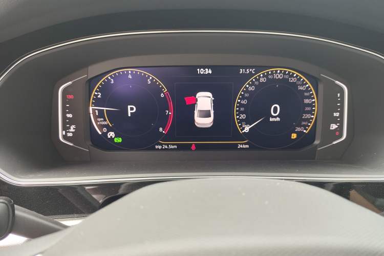 Used Volkswagen Passat 2026 Model, Outstanding 380TSI Xingkong Longteng Edition Instrument Cluster