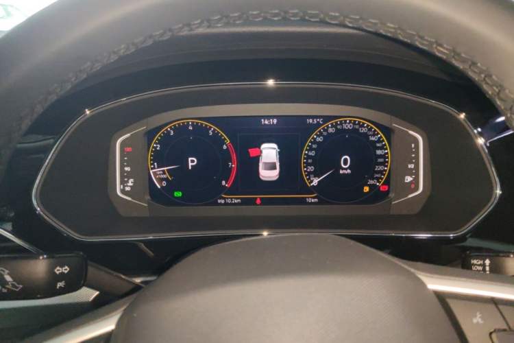 Used Volkswagen Passat 2026 Model, Outstanding 380TSI Xingkong Longteng Edition Instrument Cluster
