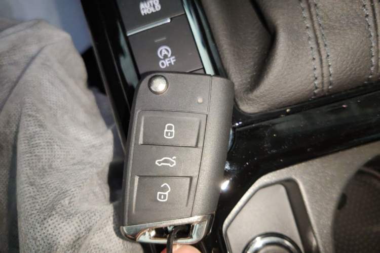 Used Volkswagen Passat 2026 Model, Outstanding 380TSI Xingkong Longteng Edition Interior 1