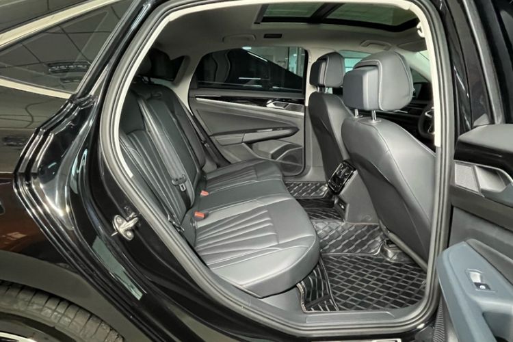 Used Volkswagen Passat 2026 Model, Outstanding 380TSI Xingkong Longteng Edition Interior 7