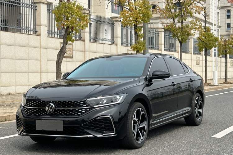 Used Volkswagen Passat 2026 Model, Outstanding 380TSI Xingkong Longteng Edition Guazi used car, China used car export, Used car for sale, Used  cars, Cheapest cars for sale