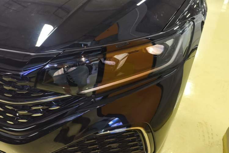 Used Volkswagen Passat 2026 Model, Outstanding 380TSI Xingkong Longteng Edition Left Front Headlight