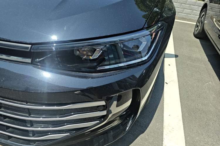 Used Volkswagen Passat 2026 Model, Pro 300TSI Longyao Edition Left Front Headlight