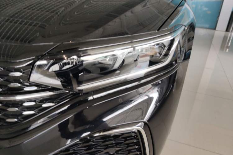 Used Volkswagen Passat 2026 Model, Outstanding 380TSI Xingkong Longteng Edition Left Front Headlight