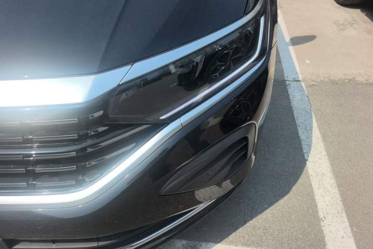 Used Volkswagen Passat 2026 Model, Outstanding 380TSI Longteng Edition Left Front Headlight