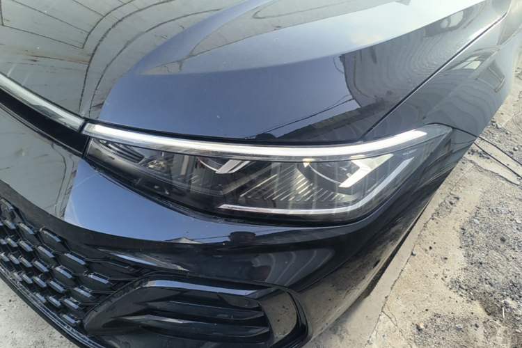 Used Volkswagen Passat 2026 Model, Pro 380TSI Xingkong Longzun Edition Left Front Headlight