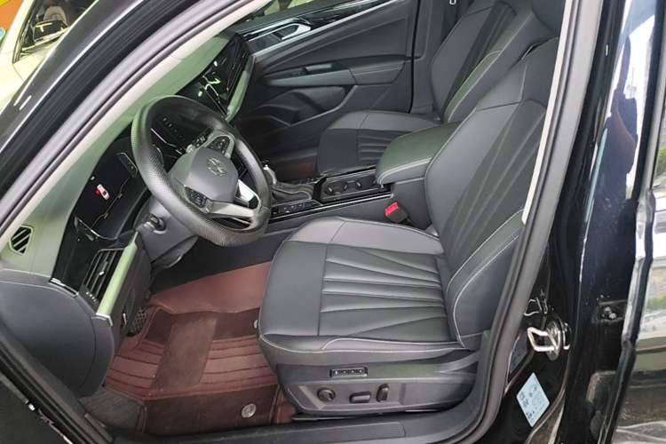 Used Volkswagen Passat 2026 Model, Outstanding 330TSI Elite Edition Left Front Seat