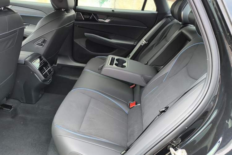Used Volkswagen Passat 2026 Model, Pro 380TSI Xingkong Longzun Edition Left Rear Seat