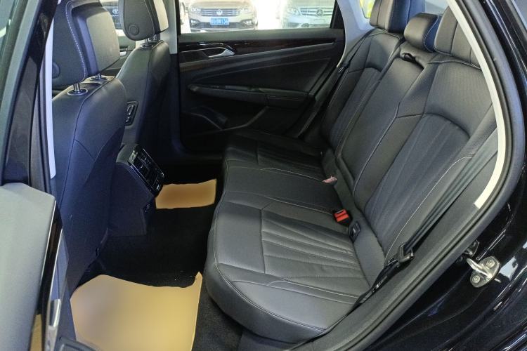 Used Volkswagen Passat 2026 Model, Outstanding 330TSI Elite Edition Left Rear Seat