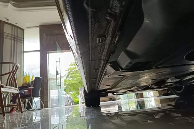 Used Volkswagen Passat 2026 Model, Outstanding 380TSI Xingkong Longteng Edition Left Side Sill