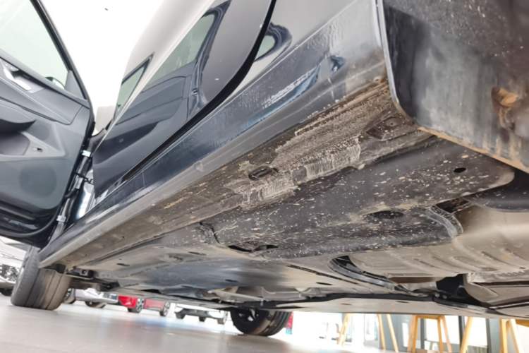 Used Volkswagen Passat 2026 Model, Pro 380TSI Xingkong Longzun Edition Left Side Sill