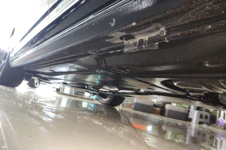 Used Volkswagen Passat 2026 Model, Outstanding 380TSI Xingkong Longteng Edition Left Side Sill