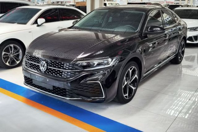 Used Volkswagen Passat 2026 Model, Outstanding 380TSI Xingkong Longteng Edition