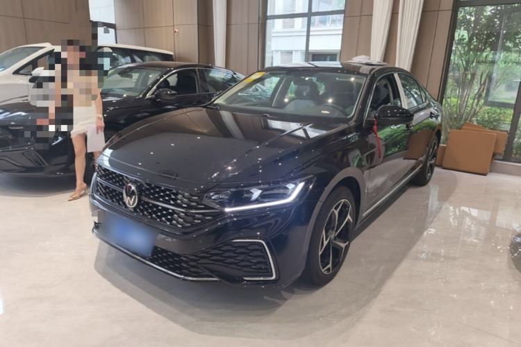 Used Volkswagen Passat 2026 Model, Outstanding 380TSI Xingkong Longteng Edition Guazi used car, China used car export, Used car for sale, Used  cars, Cheapest cars for sale