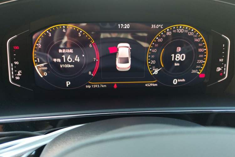 Used Volkswagen Passat 2026 Model, Outstanding 380TSI Longteng Edition Odometer Close Up