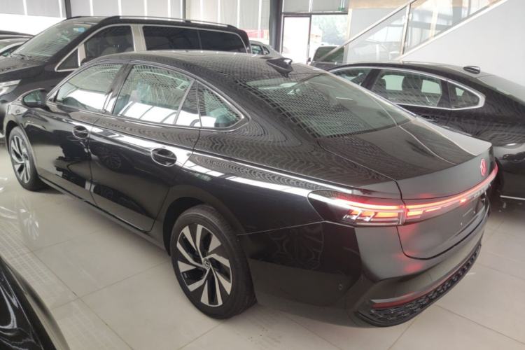 Used Volkswagen Passat 2026 Model, Pro 380TSI Xingkong Longyun Edition Rear Left 45 Deg