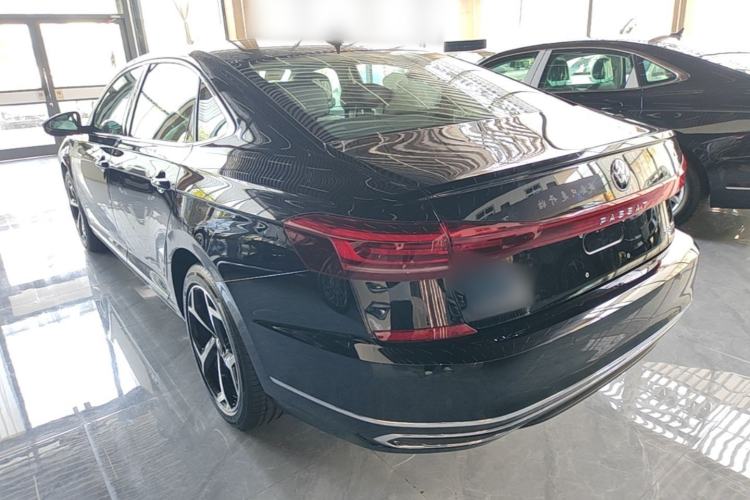 Used Volkswagen Passat 2026 Model, Outstanding 380TSI Xingkong Longteng Edition Rear Left 45 Deg