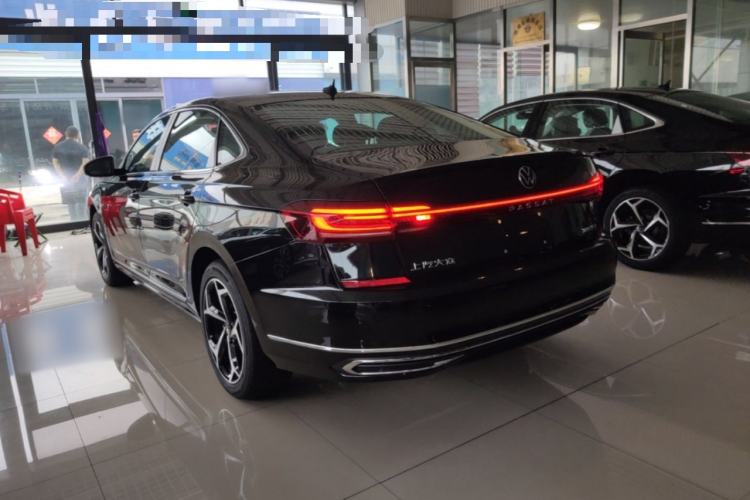 Used Volkswagen Passat 2026 Model, Outstanding 380TSI Xingkong Longteng Edition Rear Left 45 Deg