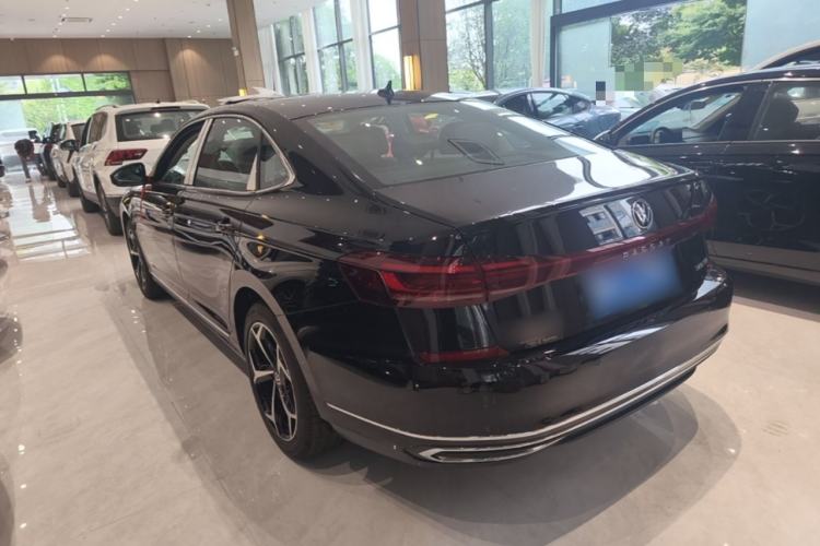 Used Volkswagen Passat 2026 Model, Outstanding 380TSI Xingkong Longteng Edition Rear Left 45 Deg
