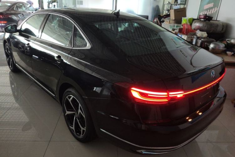 Used Volkswagen Passat 2026 Model, Outstanding 380TSI Xingkong Longteng Edition Rear Left 45 Deg