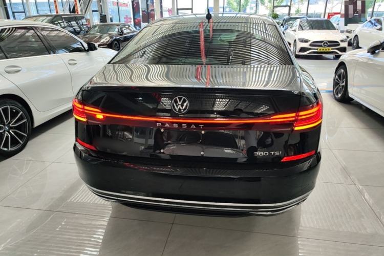 Used Volkswagen Passat 2026 Model, Outstanding 380TSI Xingkong Longteng Edition Rear