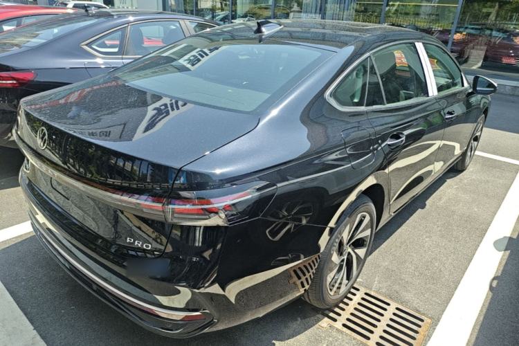 Used Volkswagen Passat 2026 Model, Pro 300TSI Longyao Edition Rear Right 45 Deg