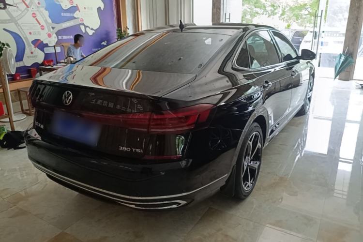 Used Volkswagen Passat 2026 Model, Outstanding 380TSI Xingkong Longteng Edition Rear Right 45 Deg