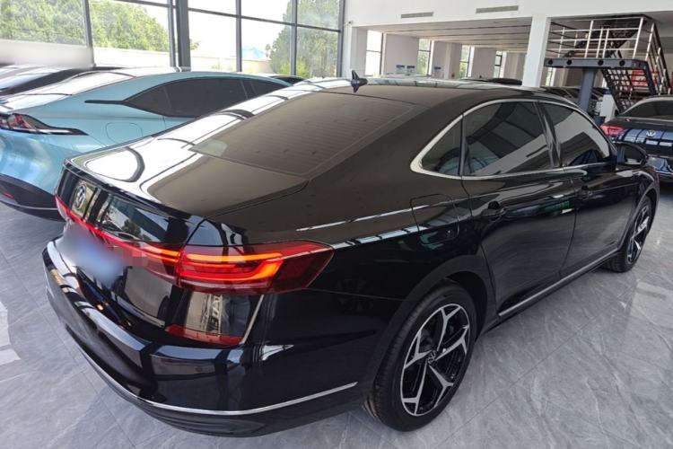 Used Volkswagen Passat 2026 Model, Outstanding 330TSI Xingkong Elite Edition Rear Right 45 Deg