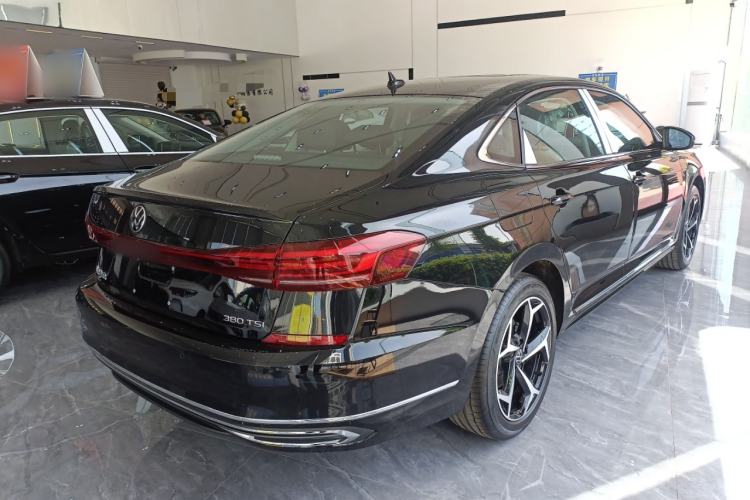 Used Volkswagen Passat 2026 Model, Outstanding 380TSI Xingkong Longteng Edition Rear Right 45 Deg