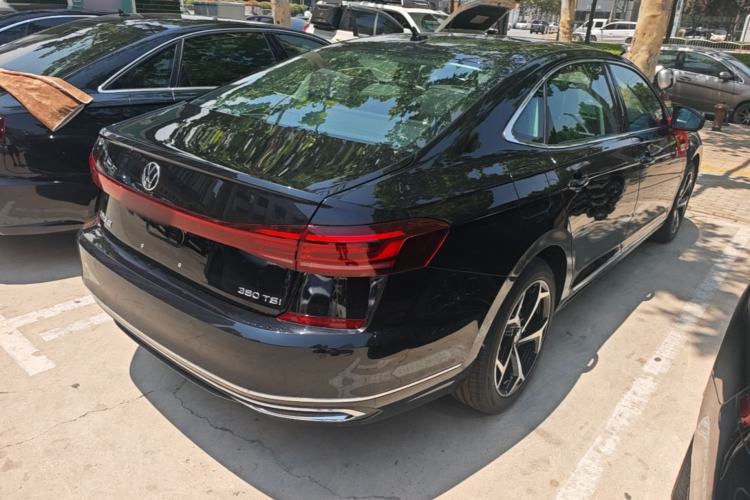 Used Volkswagen Passat 2026 Model, Outstanding 380TSI Xingkong Longteng Edition Rear Right 45 Deg