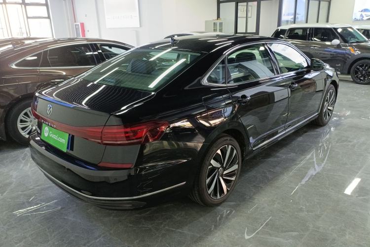 Used Volkswagen Passat 2026 Model, Outstanding 330TSI Elite Edition Rear Right 45 Deg