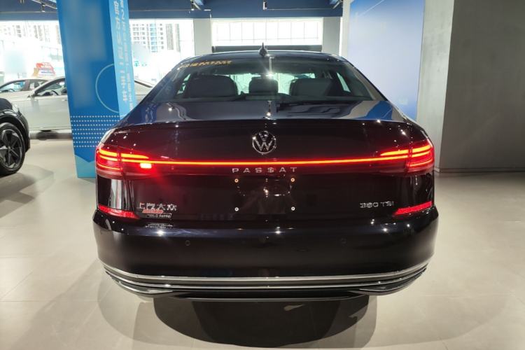 Used Volkswagen Passat 2026 Model, Outstanding 380TSI Xingkong Longteng Edition Rear