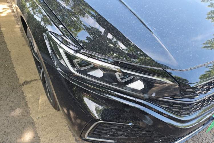 Used Volkswagen Passat 2026 Model, Outstanding 380TSI Xingkong Longyao Edition Right Front Headlight